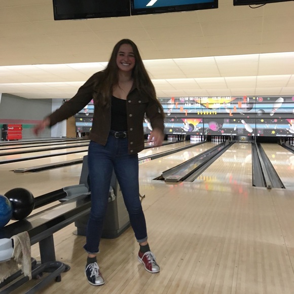 Meet your Posher, Meredith - Picture 3 of 3